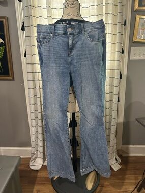 Torrid Light Wash Flare Jeans - Blue